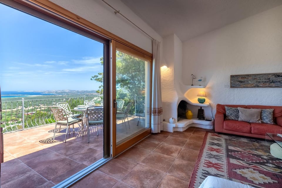 Itadhome - "Vista Paradiso", Exclusive Villa con vista su Arcipelago Maddalena, vicino al mare Villa in Sardinia