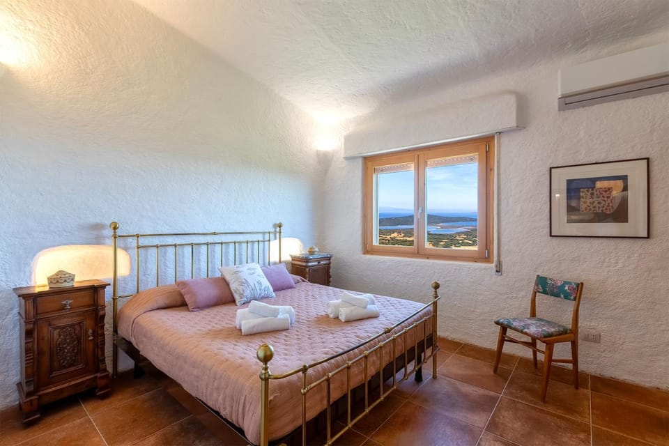 Itadhome - "Vista Paradiso", Exclusive Villa con vista su Arcipelago Maddalena, vicino al mare Villa in Sardinia
