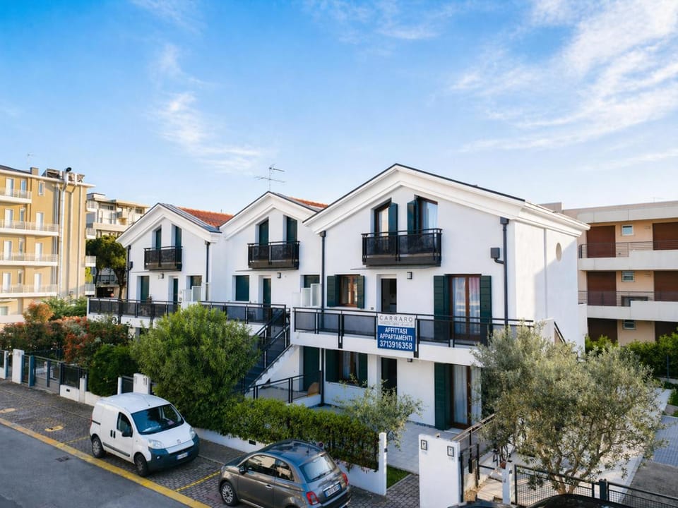 Property building, Neighbourhood, Street view
