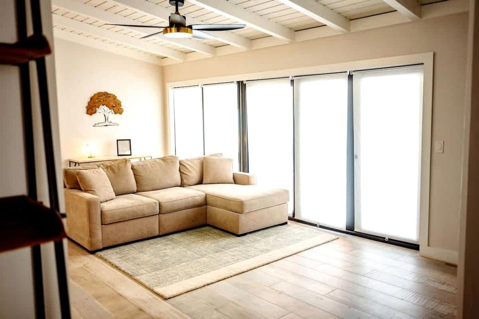Waterfront Canal-View Vacation Home with Heated Pool & Outdoor Dining Near Fort Lauderdale Beach, Florida House in Lauderdale Isles