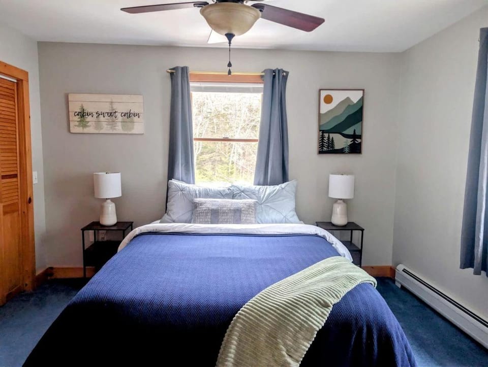 Peaceful Pet-Friendly Retreat with Workspace Near Acadia National Park in Trenton, Maine House in Trenton