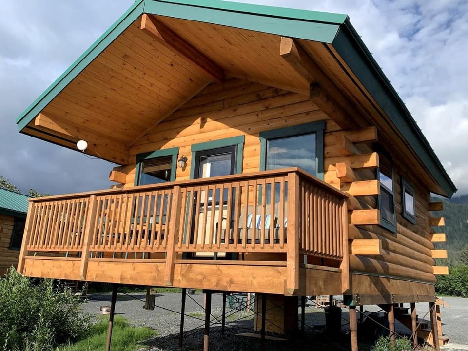 Scenic Creekside Escape with Deck, Fire Ring & Wildlife Views in Seward, Alaska House in Seward