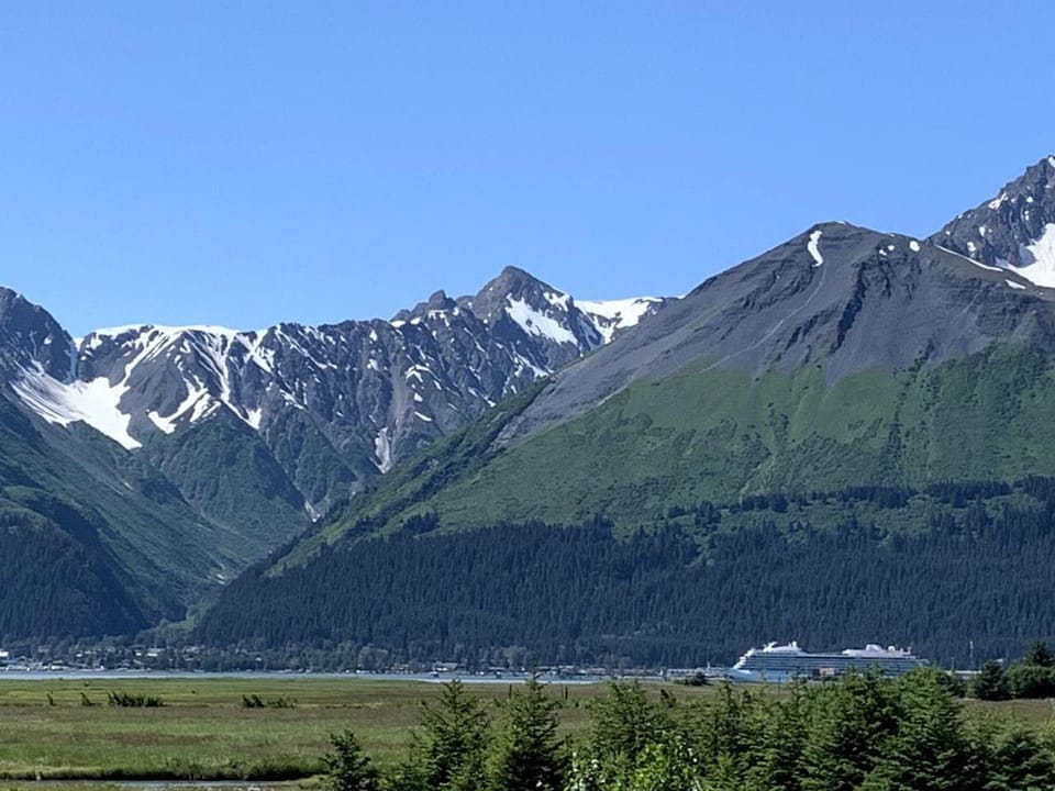 Scenic Creekside Escape with Deck, Fire Ring & Wildlife Views in Seward, Alaska House in Seward