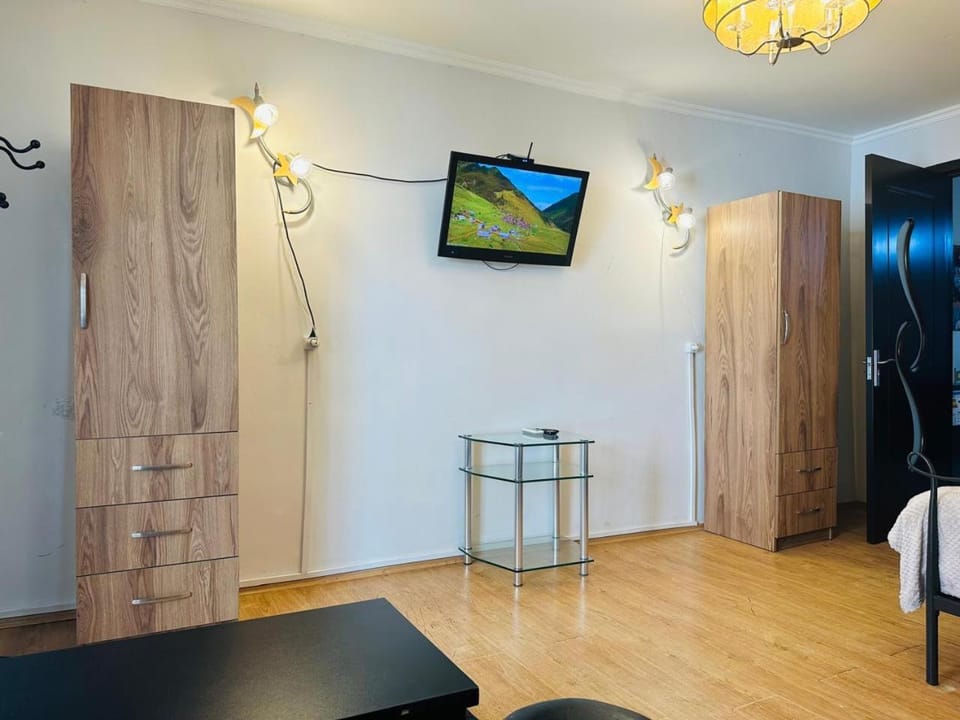 TV and multimedia, wardrobe