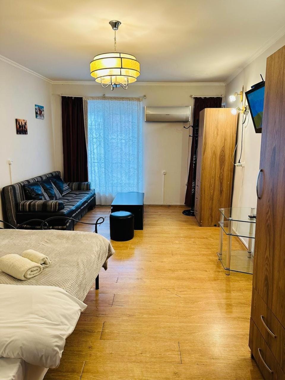 TV and multimedia, wardrobe, air conditioner