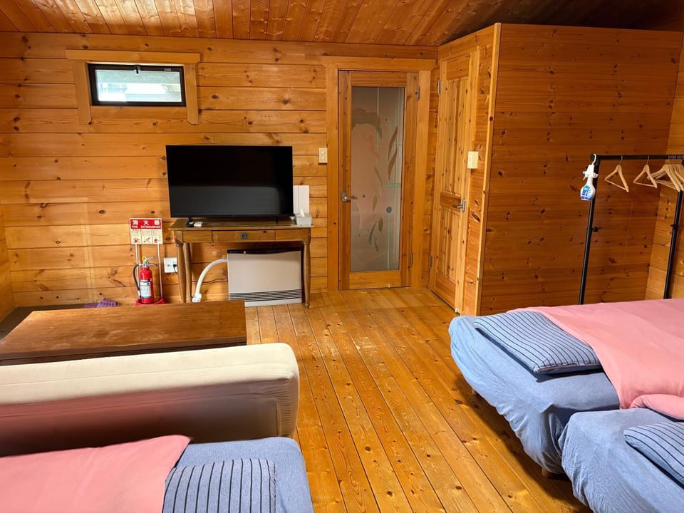 Living room, Bedroom
