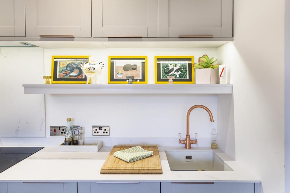 Kitchen or kitchenette