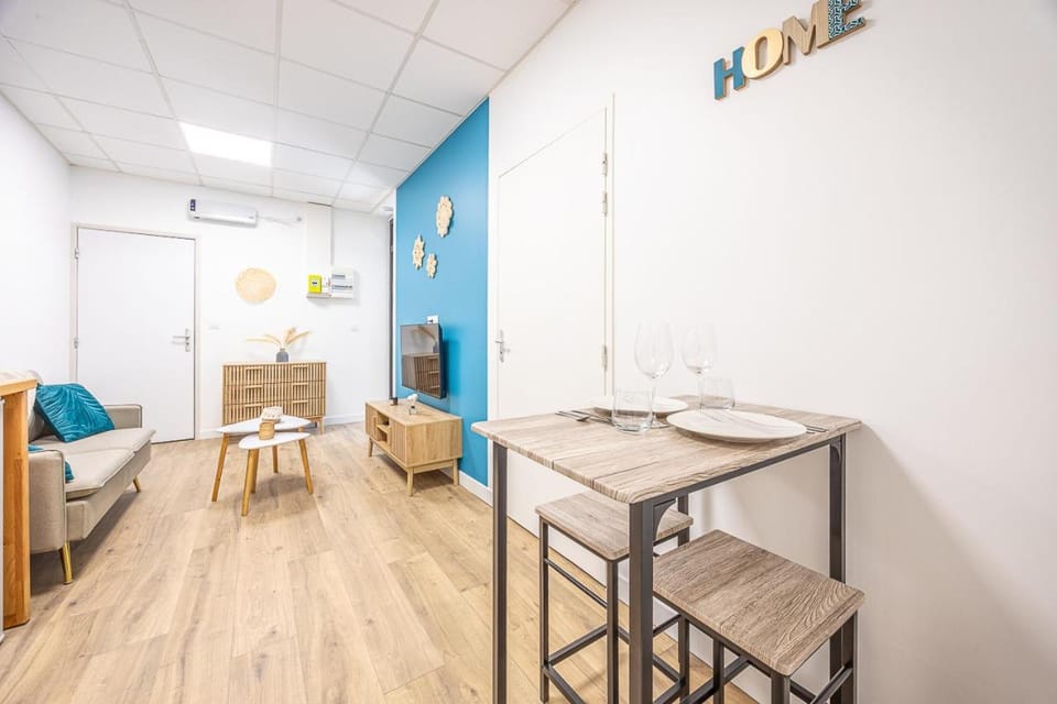 L'Atelier Bleu - Neuf & Design - Cœur Saint-Maixent-l'École Apartment in Nouvelle-Aquitaine