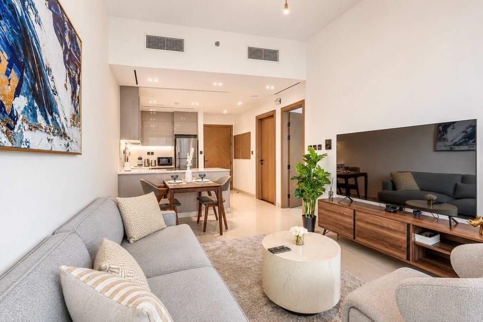 1BR Apartment in Bingatti Canal Apartment in Dubai