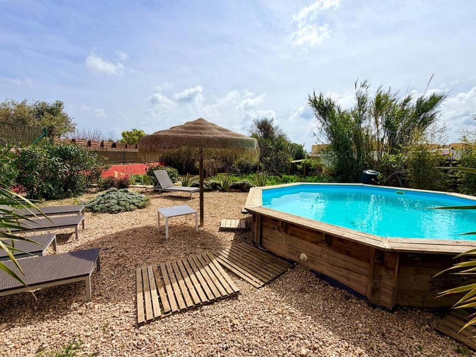 Garden, Swimming pool