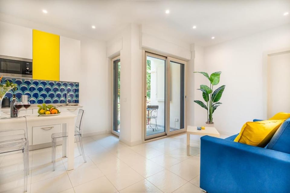Day, Kitchen or kitchenette, Living room, Dining area, internet, air conditioner