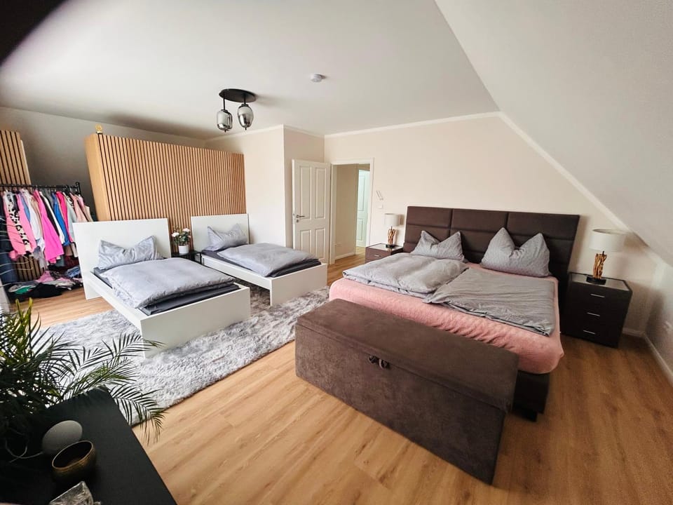 Property building, Living room, Bedroom