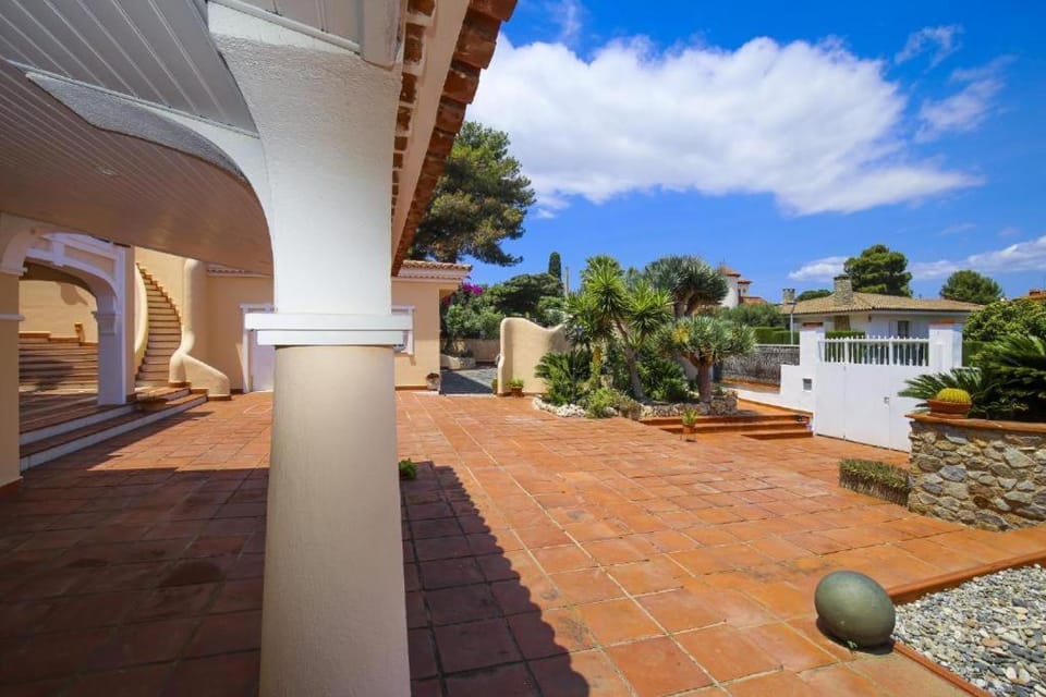 Spacious Private Villa with Pool in Salou Villa in Salou