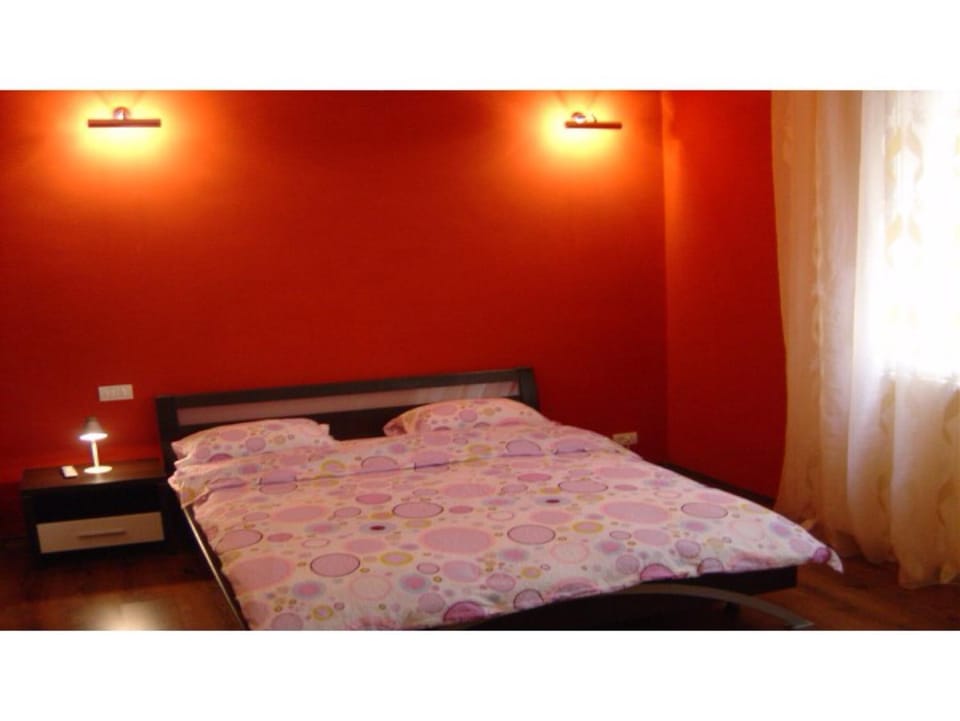 Studio Victoriei Apartment in Bucharest