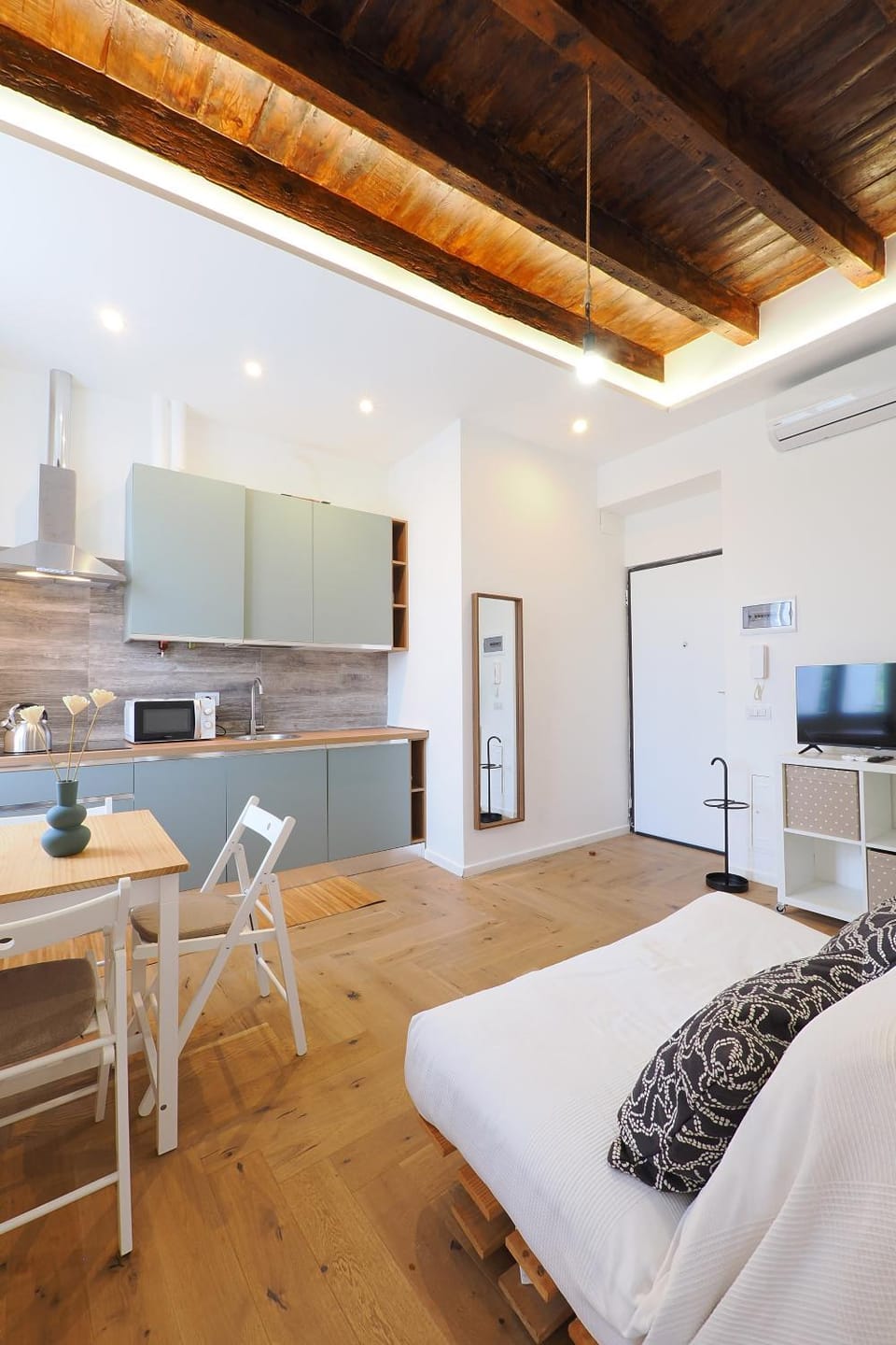 PrimoPiano - Padova 82 Apartment in Milan
