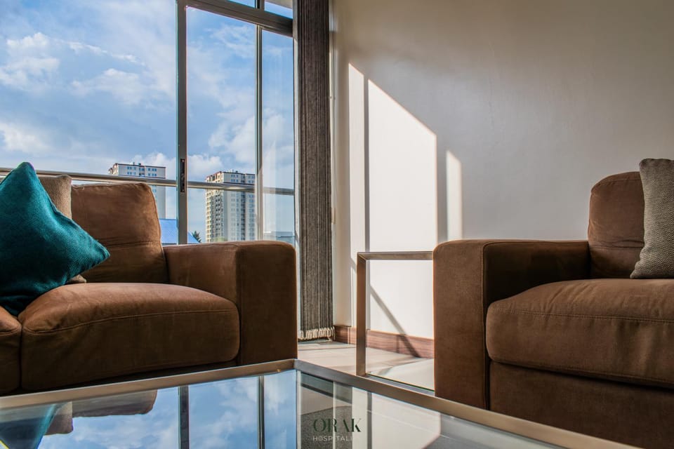 Seating area, City view