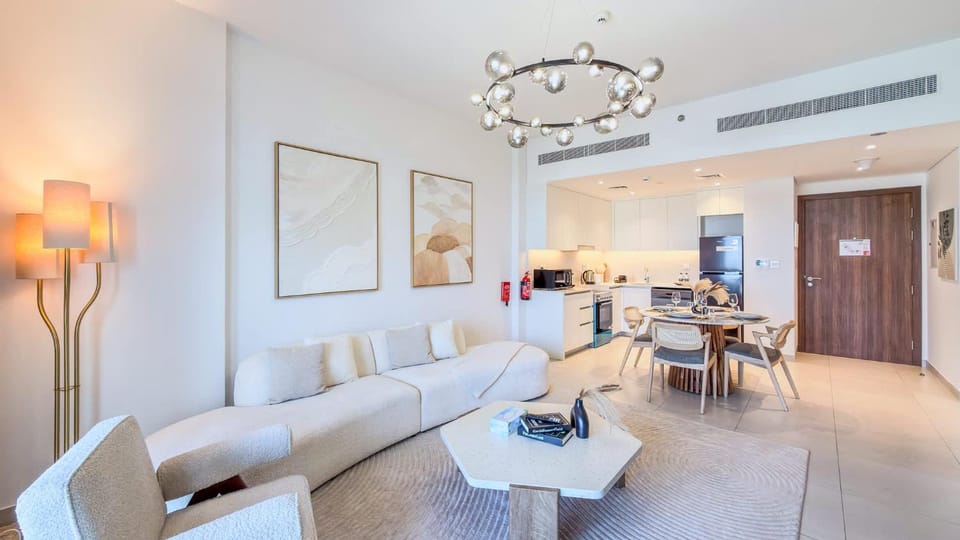 Living room, Seating area, Dining area, air conditioner