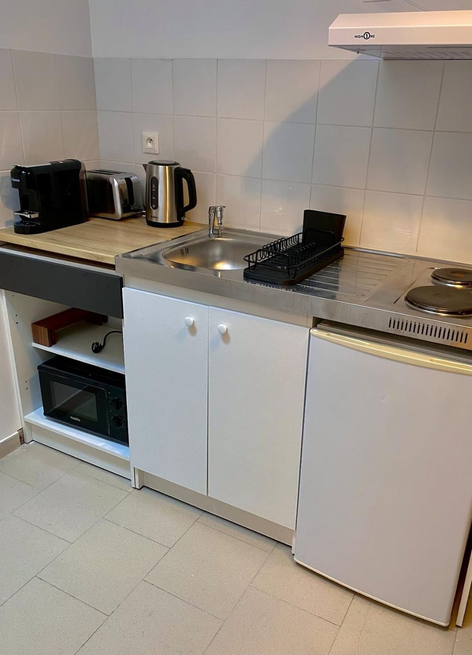 Industrial-Design Loft - king-Size Bed Apartment in Gagny