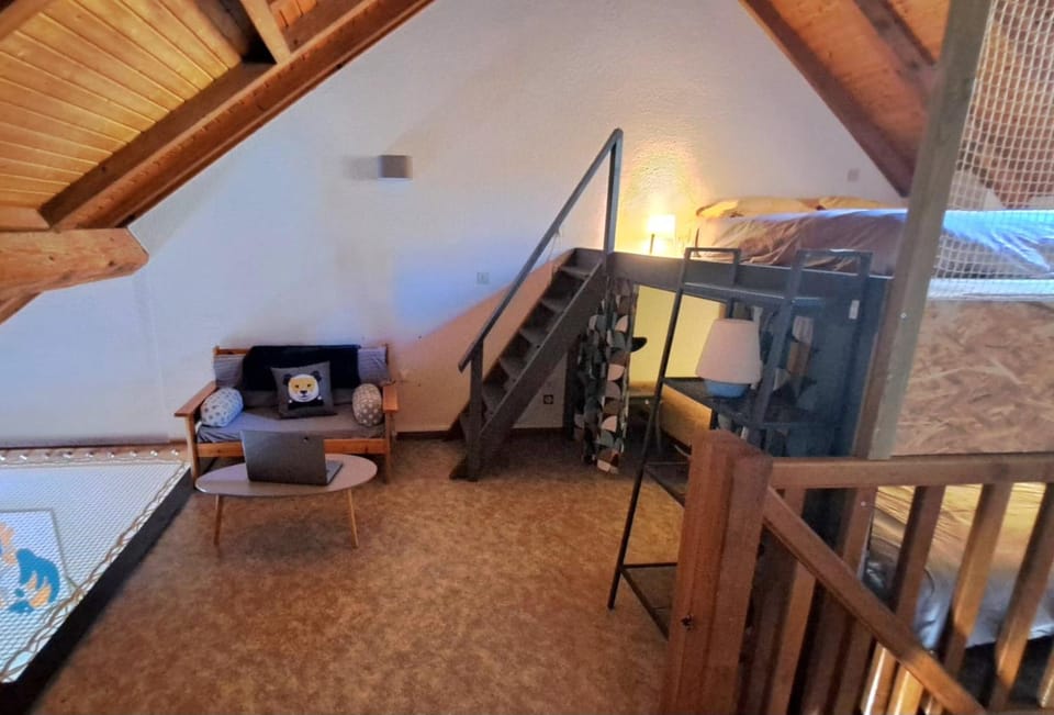 Chez INES Un lieu de vie en Arbois 2 a 10 personnes Apartment in Jura