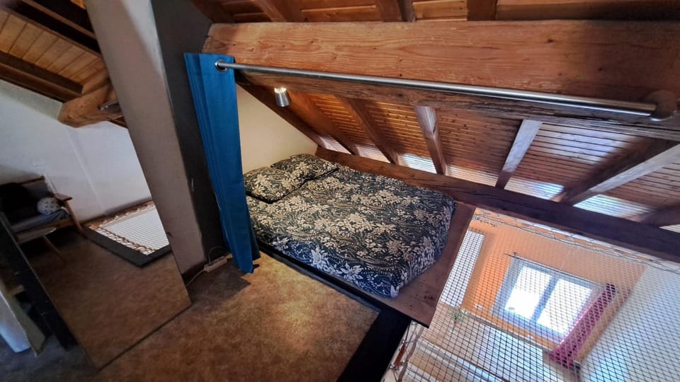 Chez INES Un lieu de vie en Arbois 2 a 10 personnes Apartment in Jura