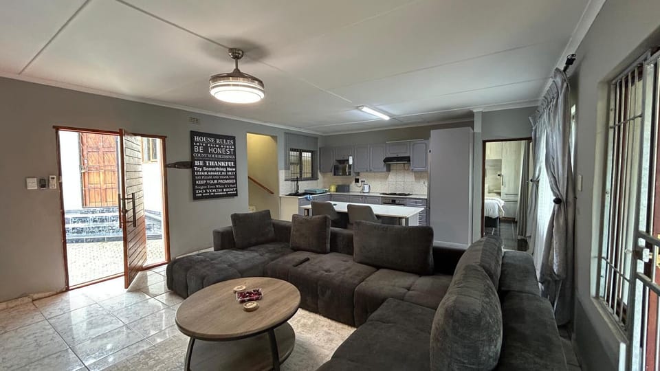 TinasRose Apartment in Margate