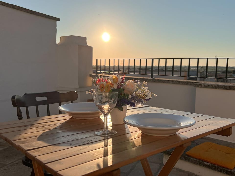 View (from property/room), Balcony/Terrace, Sea view