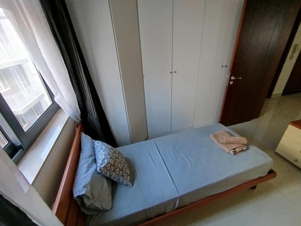 Sliema - Tigne - Modern Cozy Near Sea Front 3 bedroom Apt Apartment in Sliema