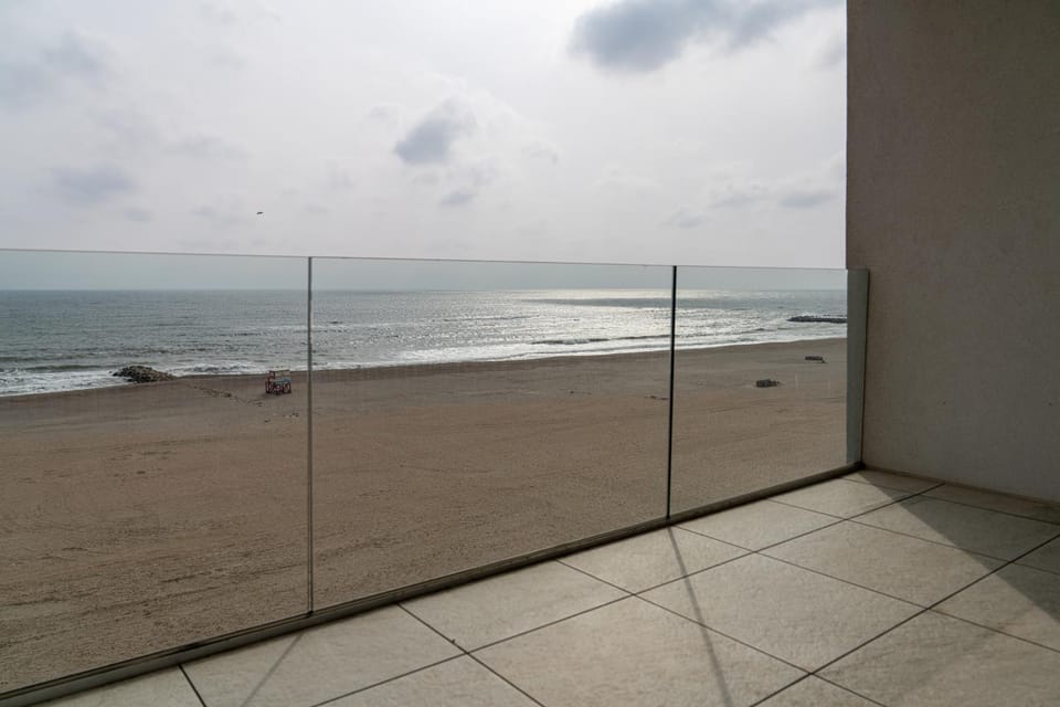 Day, Natural landscape, Balcony/Terrace, Beach, Sea view