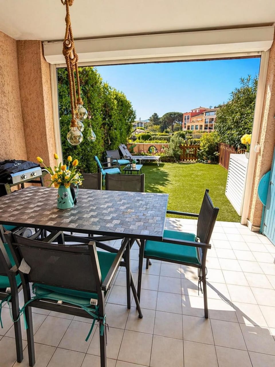 BBQ facilities, Garden, Dining area, Garden view