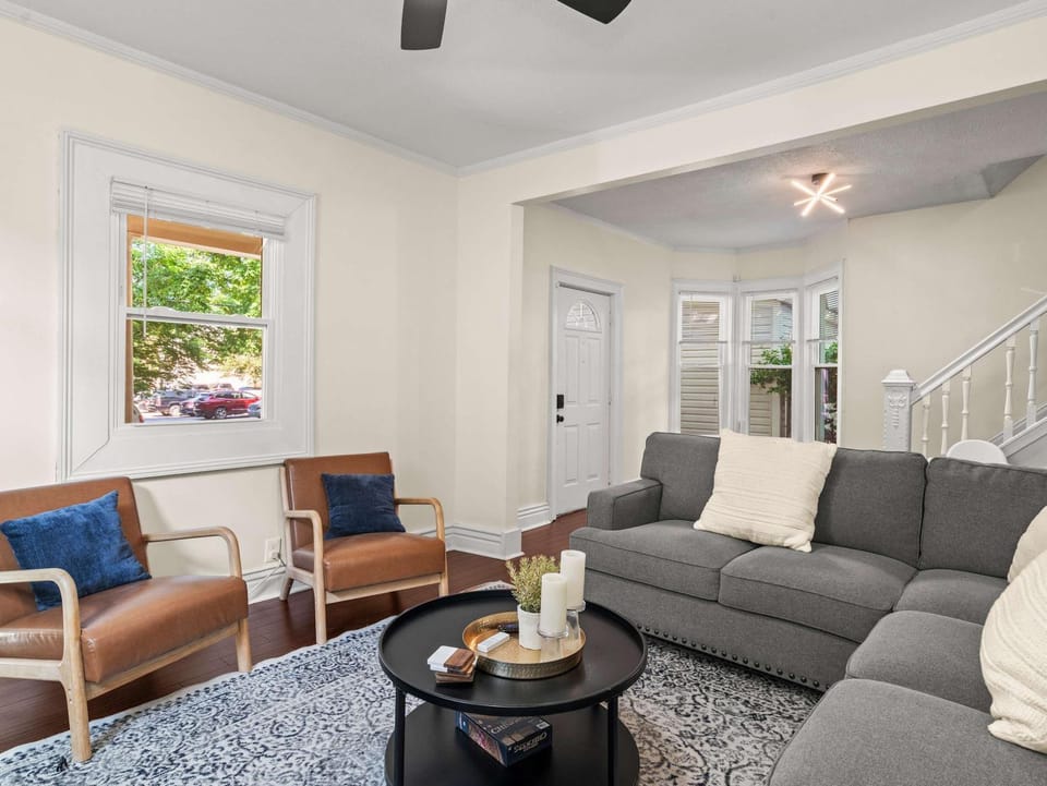 Premium 6BR Bourbon Trail home for large groups Apartment in Jefferson County