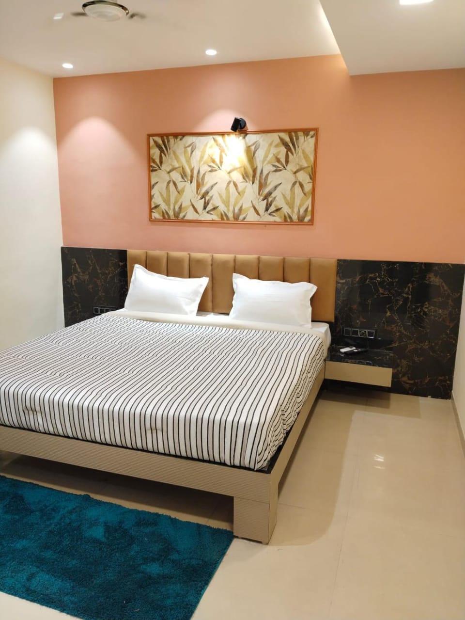 Lalji's Hotel & Restaurant Apartment in Ahmedabad