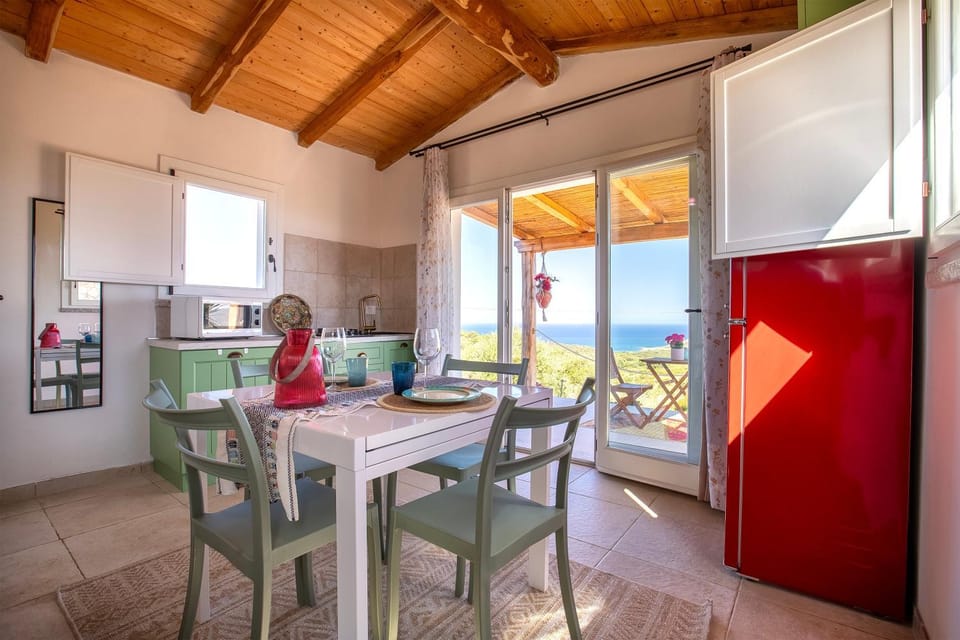 Cottage Alchimiza Isola Rossa Hills Apartment in Sardinia