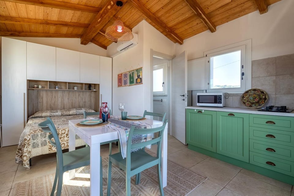 Cottage Alchimiza Isola Rossa Hills Apartment in Sardinia