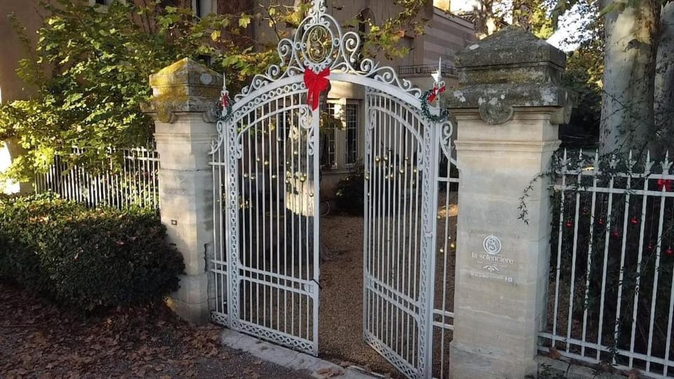 Facade/entrance, Garden