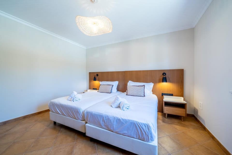 Casa da Fonte House in Faro District
