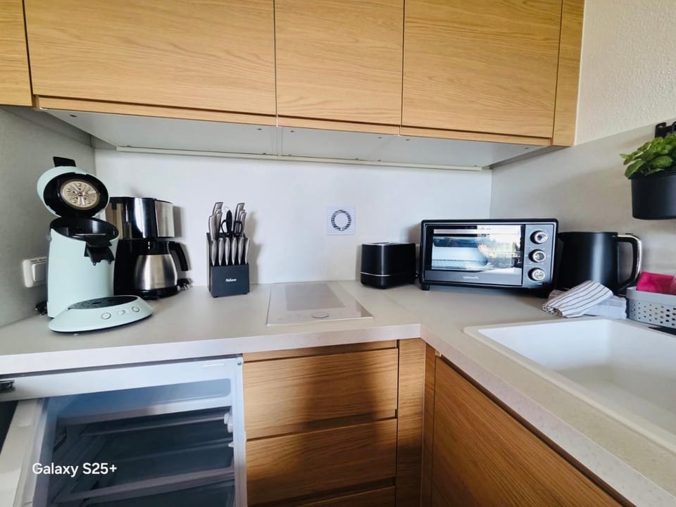 Ferienwohnung Harmonia inklusive Hallenbad, Außenpool, Sauna & Fitnessstudio, familienfreundlich ausgestattet, großes 2-Zimmer-Apartment Apartment in Straubing-Bogen