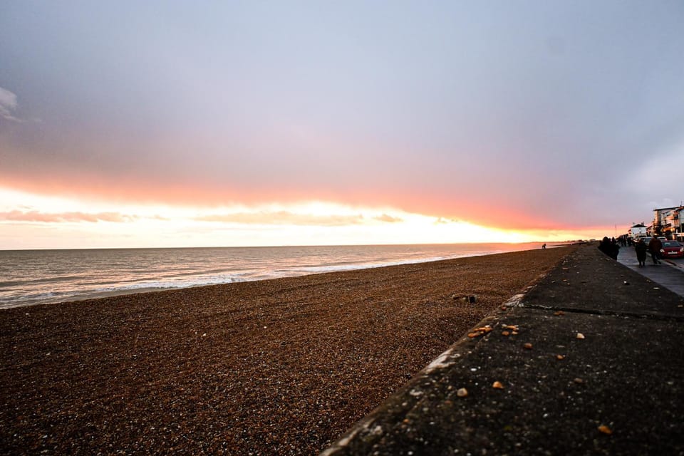 Account ID verifier House in Hythe