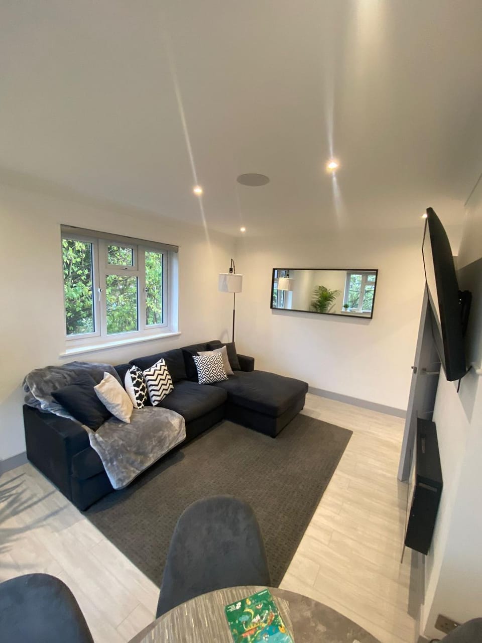 TV and multimedia, Living room, Seating area