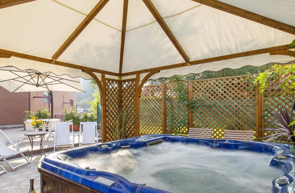 Hot Tub