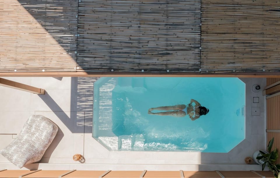 Casa Doma Luxury Suite with Seaview, Heated Pool and Private Parking Apartment in Rethymno