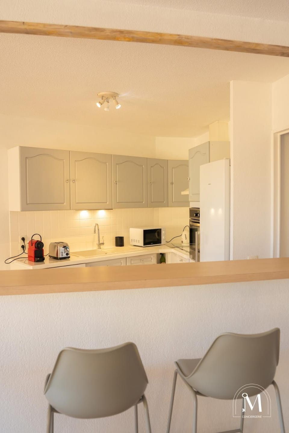 Spacieux T3 avec terrasse et parking à Sanary Apartment in Sanary-sur-Mer