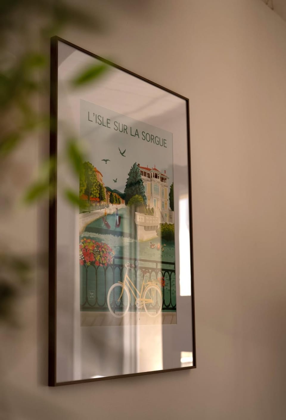 Charme historique en plein coeur de la ville Apartment in L'Isle-sur-la-Sorgue