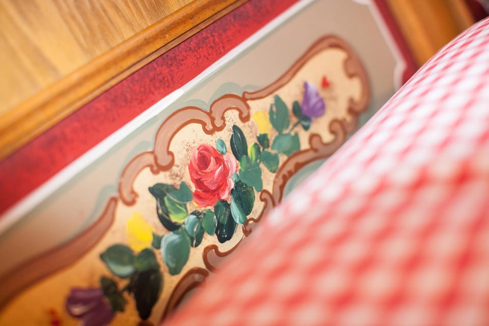Decorative detail, Bedroom