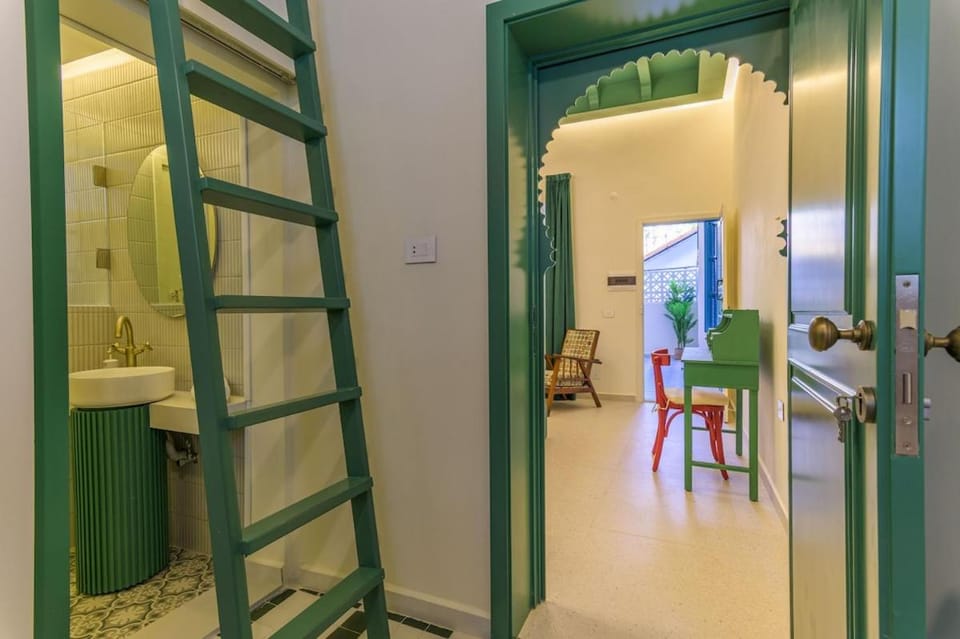 SÀWĀ Dahlia 1BR Forest Green Apt in Mar Mikhael Apartment in Africa