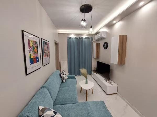 Thermaic Modern Apartment by ΜΡS Apartment in Thessaloniki