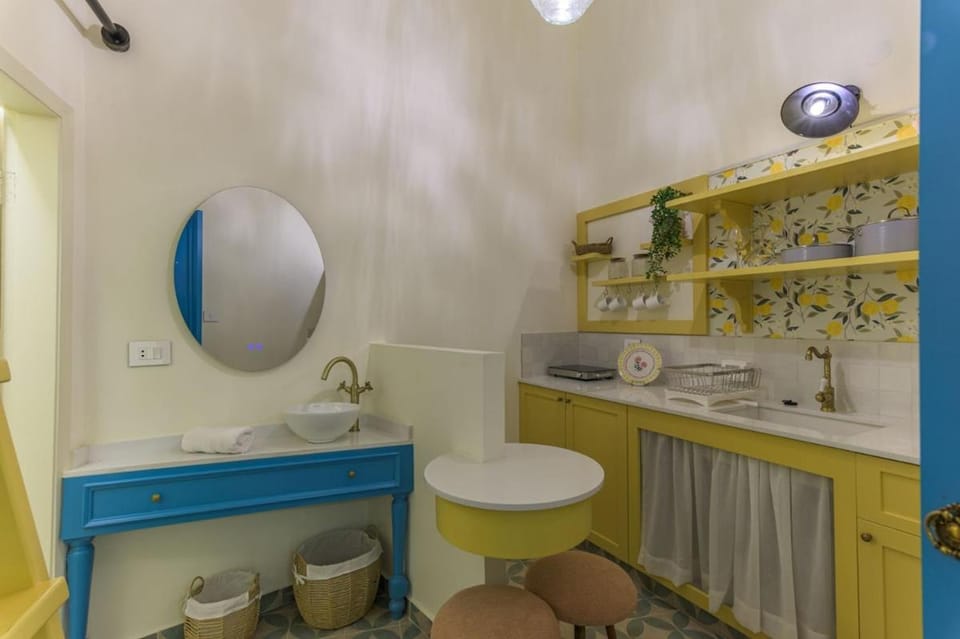 SÀWĀ Noor 1BR Golden Dome Apt in Mar Mikhael Apartment in Africa