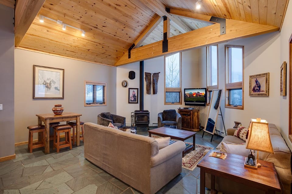 90ST1 - Ski Trail Lodge I House in Steamboat Springs