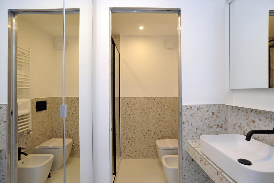 Shower, Toilet, Bathroom, bidet