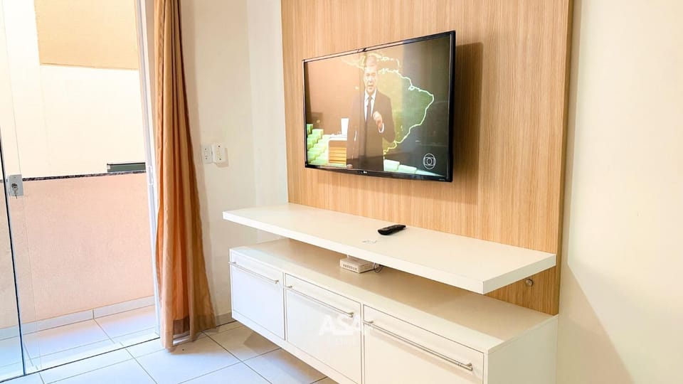 Communal lounge/ TV room, TV and multimedia