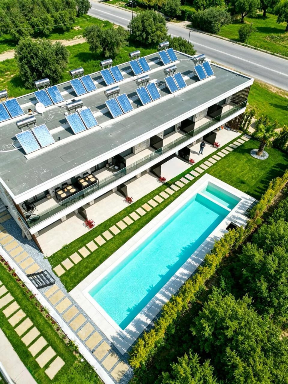 Swimming pool